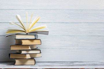 辅助挂机软件“微乐广西麻将小程序开挂神器”开挂辅助脚本