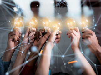 开挂器推荐“手机十三水透视开挂”附开挂脚本详细